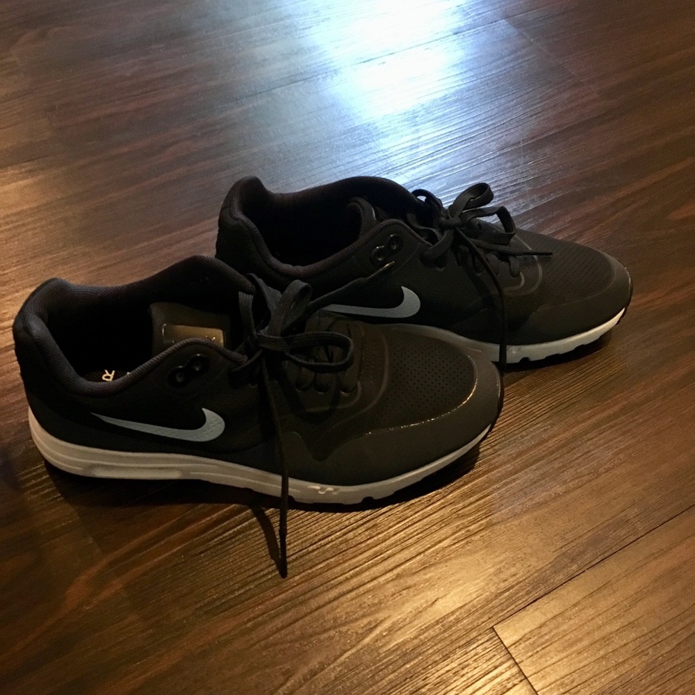Nike Air Max, black